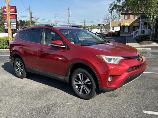 Barcelona Red Metallic 2016 Toyota RAV4 XLE