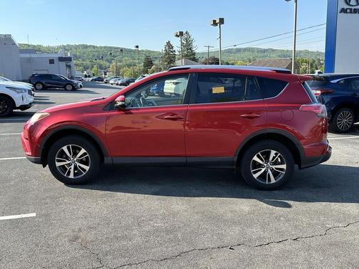 Barcelona Red Metallic 2016 Toyota RAV4 XLE