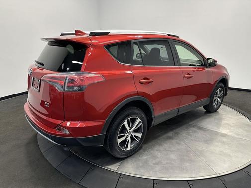 Barcelona Red Metallic 2016 Toyota RAV4 XLE