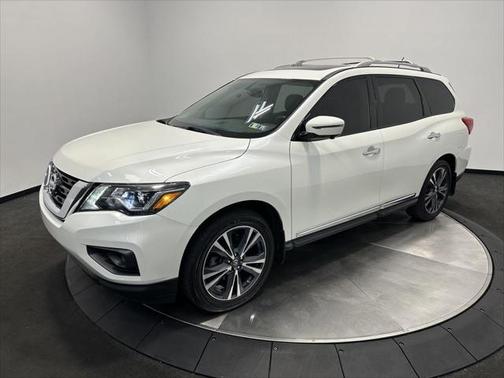 2017 Nissan Pathfinder Platinum