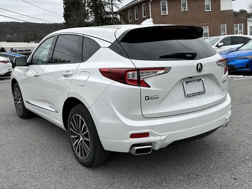 Platinum White Pearl 2026 Acura RDX Advance Package