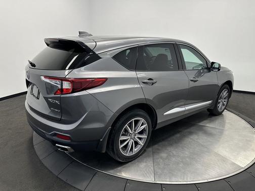Liquid Carbon Metallic 2023 Acura RDX Technology Package