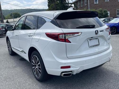 2025 Acura RDX Advance Package