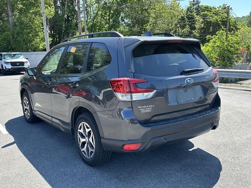 Dark Gray Metallic 2019 Subaru Forester Premium