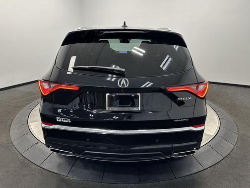 2023 Acura MDX Advance Package