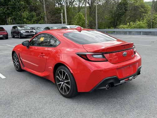 Track bRed 2024 Toyota GR86 Base