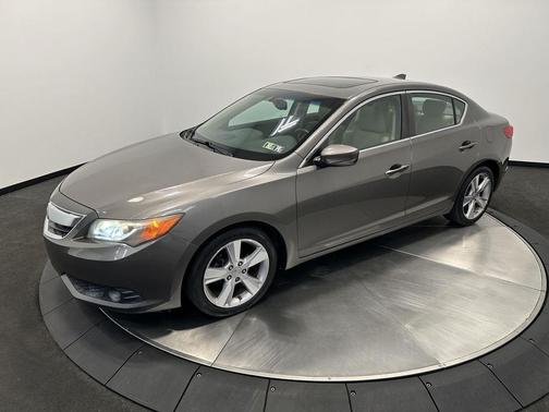 2013 Acura ILX 2.0L Technology