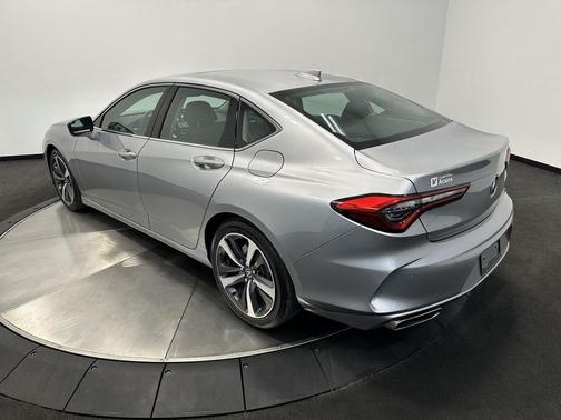 2025 Acura TLX Technology