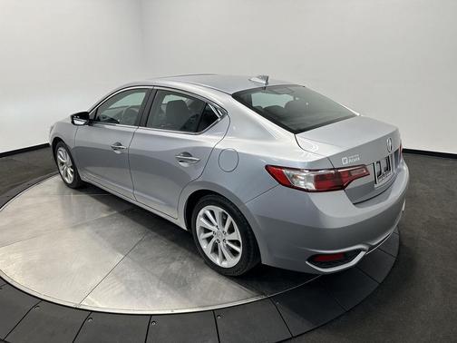 Lunar Silver Metallic 2018 Acura ILX Premium Package