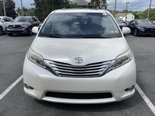 2017 Toyota Sienna Limited Premium