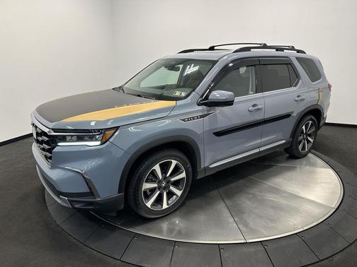 2023 Honda Pilot AWD Elite