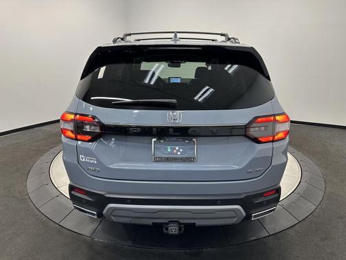 2023 Honda Pilot AWD Elite