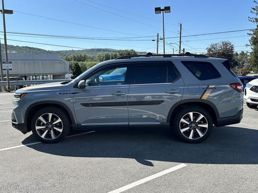 2023 Honda Pilot AWD Elite