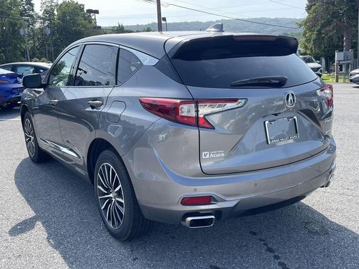 2025 Acura RDX Advance Package