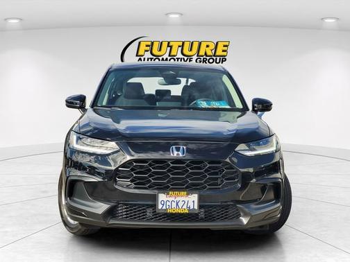 Crystal Black Pearl 2023 Honda HR-V