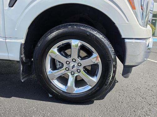 Star White Metallic Tri-Coat 2021 Ford F-150 Lariat