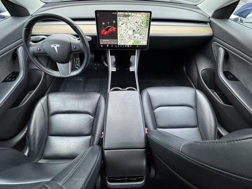 2019 Tesla Model 3 Mid Range