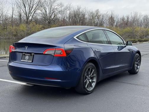 2019 Tesla Model 3 Mid Range