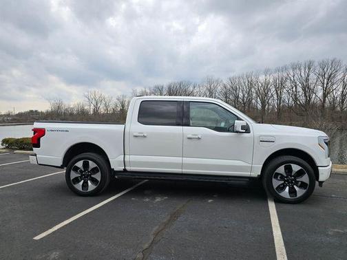 2023 Ford F-150 Lightning Platinum