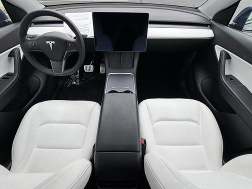 2022 Tesla Model Y Performance Dual Motor All-Wheel Drive