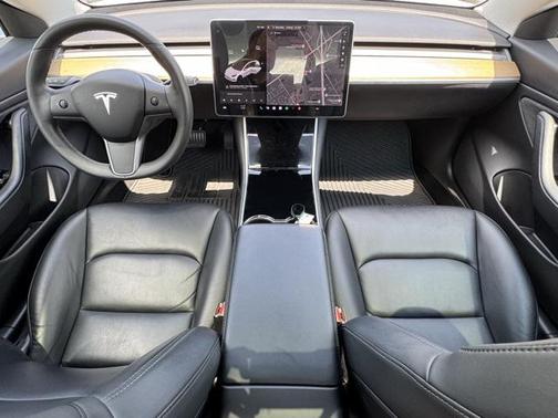 2020 Tesla Model 3 Long Range