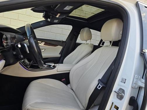 2017 Mercedes-Benz E-Class 4MATIC