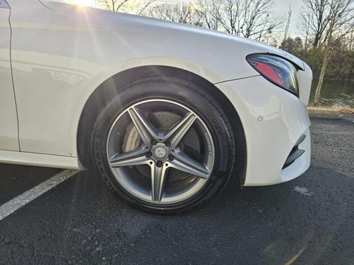 2017 Mercedes-Benz E-Class 4MATIC