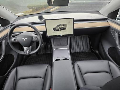 2023 Tesla Model Y Long Range Dual Motor All-Wheel Drive