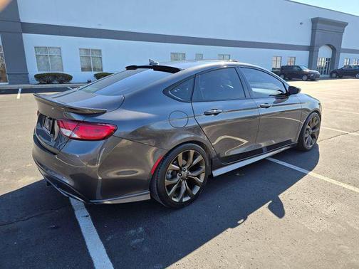 2017 Chrysler 200 200S Alloy Edition AWD