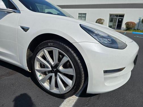 2020 Tesla Model 3 Performance