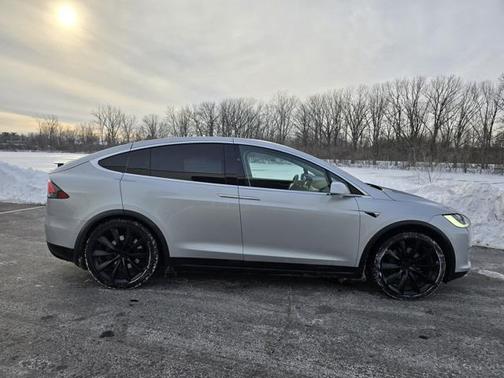 2018 Tesla Model X 75D