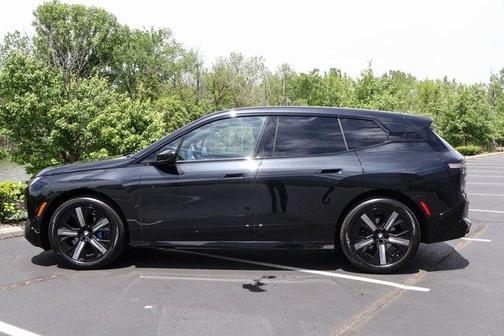 2025 BMW iX xDrive50