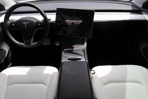 2023 Tesla Model 3 Standard Range