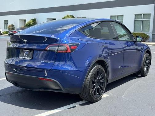 2023 Tesla Model Y Long Range Dual Motor All-Wheel Drive