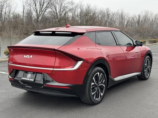 2022 Kia EV6 Wind