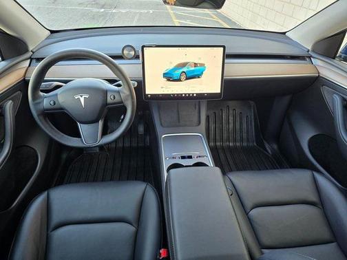 2024 Tesla Model Y Long Range Dual Motor All-Wheel Drive