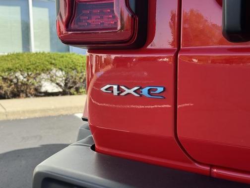 2024 Jeep Wrangler 4xe Sahara