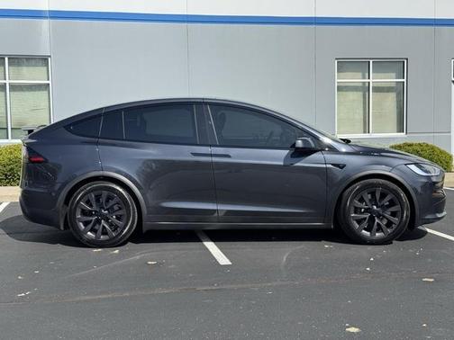 2024 Tesla Model X Long Range