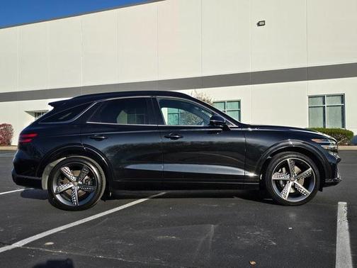 2023 Genesis GV70 2.5T AWD