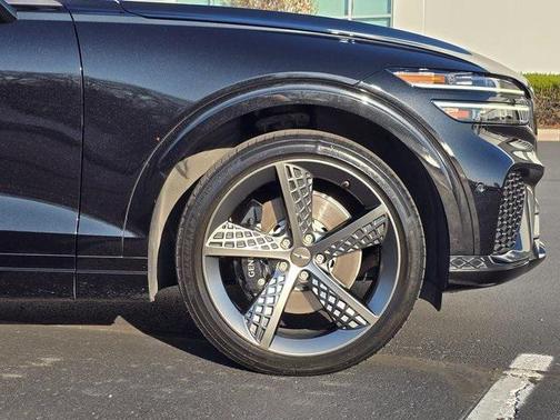 2023 Genesis GV70 2.5T AWD