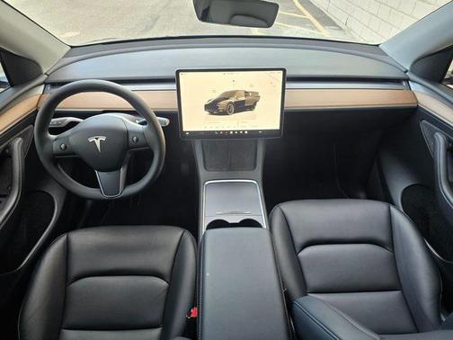 2023 Tesla Model Y Long Range Dual Motor All-Wheel Drive