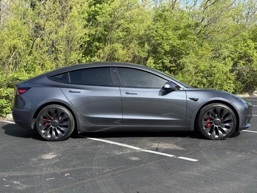 2023 Tesla Model 3 Performance