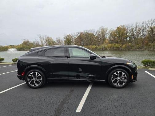 2022 Ford Mustang Mach-E Premium