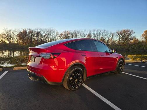 2021 Tesla Model Y Long Range Dual Motor All-Wheel Drive