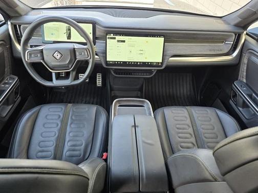 2022 Rivian R1S Launch Edition