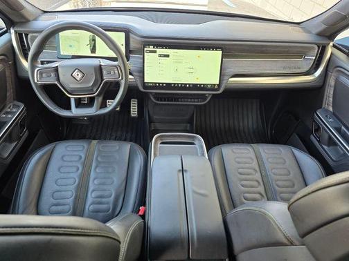 2022 Rivian R1S Launch Edition