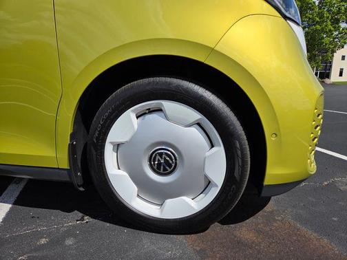 Pomelo Yellow 2025 Volkswagen ID. Buzz 1st Edition