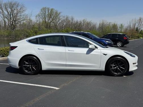 2020 Tesla Model 3 Standard Range