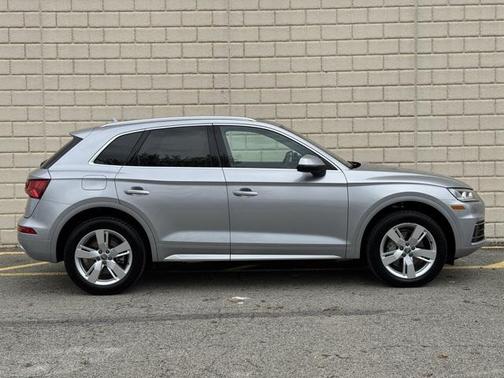 2019 Audi Q5 2.0T Premium Plus