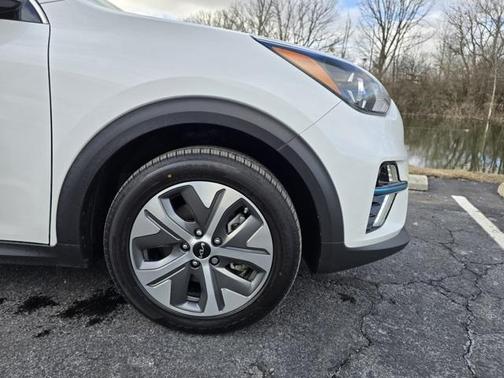 2022 Kia Niro EV EX